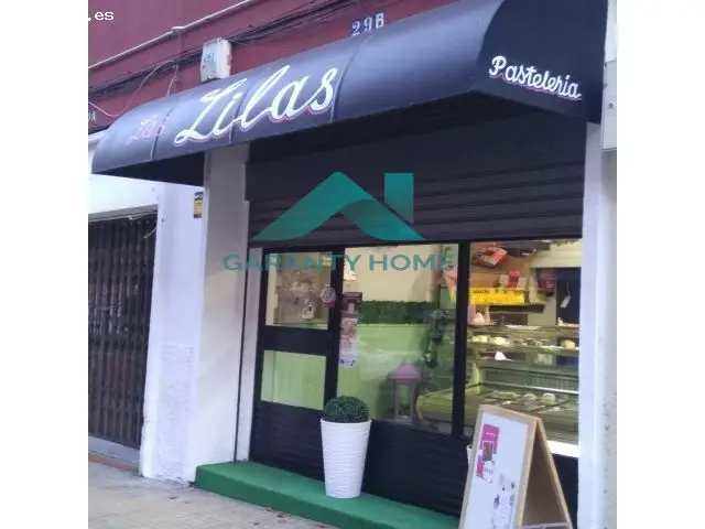 Local Comercial en Zona Colon Cáceres 35m2 Mobiliario Incluido