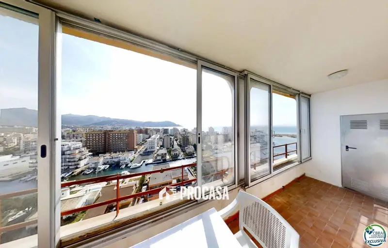 Piso en Venta Roses cerca de la Playa  68m² Reforma Integral