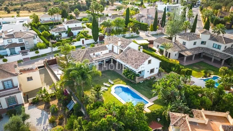 Villa en venta en Mijas Golf 5 dormitorios 4 baños