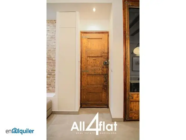 Alquiler Piso Reformado El Raval 2 Habitaciones Ascensor