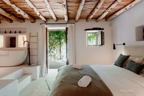 Villa de Lujo en Sa Carroca Ibiza 5 Dormitorios Piscina Privada