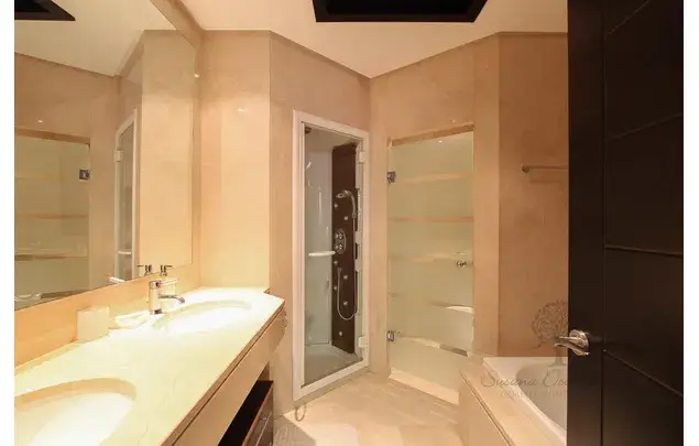 Apartamento en Alquiler Marbella 2 Dormitorios 152m2 Lujo