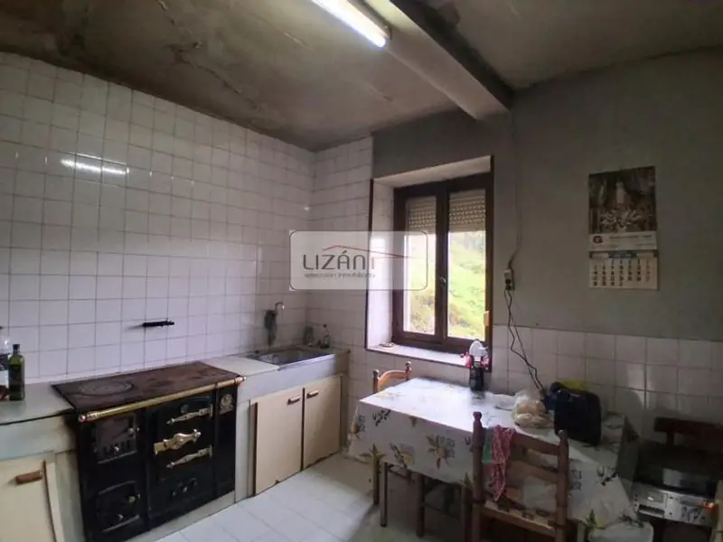 Chalet en Grado Asturias para reformar 176m2 4 dormitorios