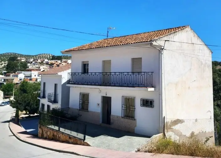 Casa 5 Dormitorios Pueblo: Vistas, Parking, 250m2