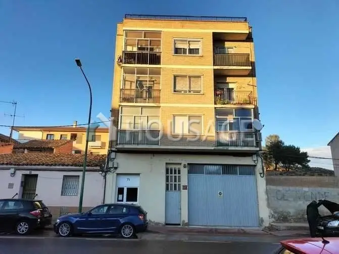 Piso en venta en La Puebla de Alfinden Zaragoza 83m2