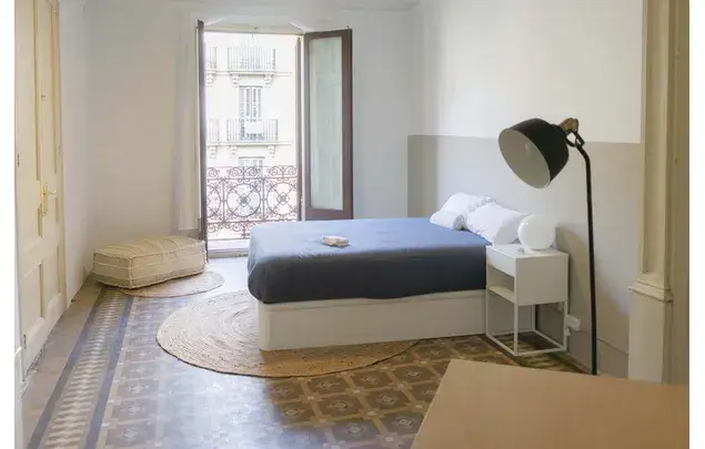 Habitaci
ón 211m
² Barcelona Alquiler Larga Temporada