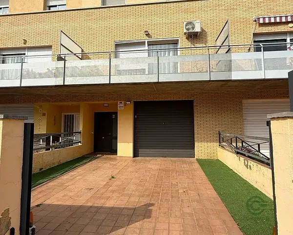 Casa de Lujo en Vilamalla Girona con Piscina Privada