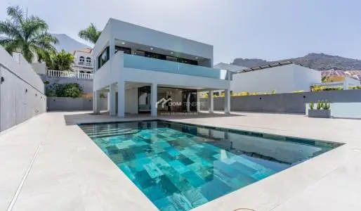 Villa en Venta Costa Adeje 4 Dormitorios Piscina Privada