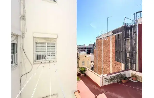 Habitaciones en Alquiler Barcelona 140m2 Piso Amueblado