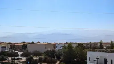 Chalet Pareado en Cúllar Vega 281m2 4 Plantas 3 Dormitorios
