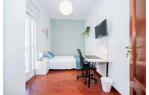 Habitaci
ón 153m
² Oláibar Alquiler Larga Temporada
