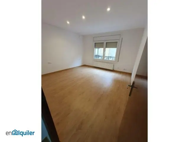 Alquiler Piso Centelles 3 Habitaciones Reformado