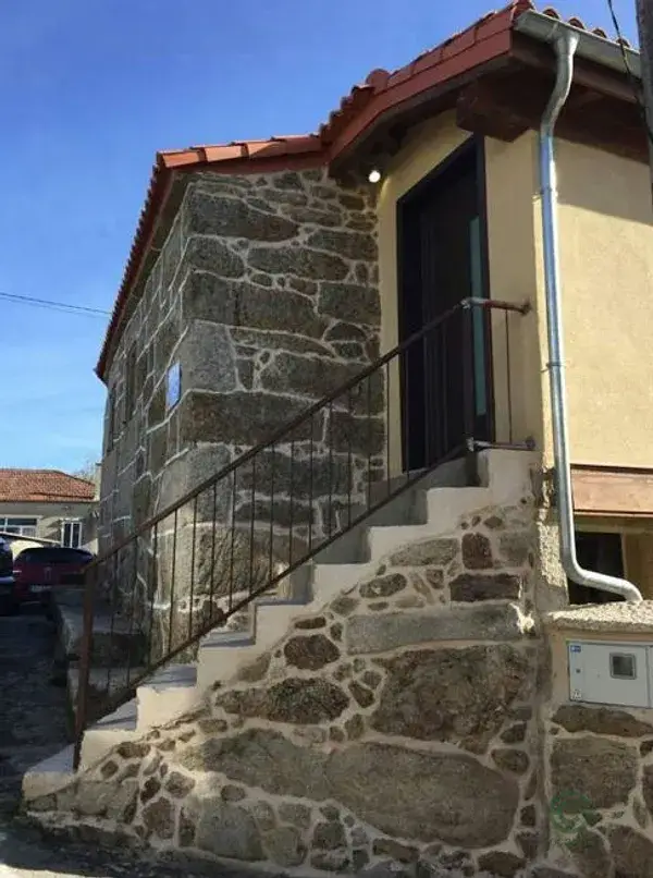 Granja Avicola Ourense Casa Rustica 300m2  Oportunidad Inversion Rural