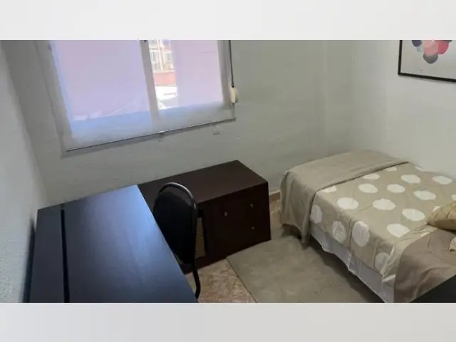 Alquiler Habitaciones Piso 3 Dormitorios Malaga