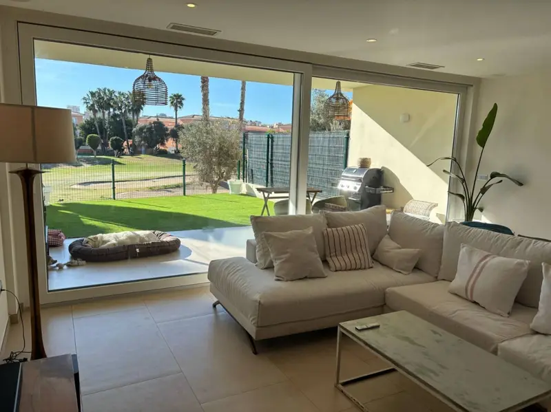 Adosado en Alicante Golf con Piscina Privada y 3 Dormitorios