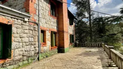 Chalet en Venta en San Rafael Cerca de Madrid