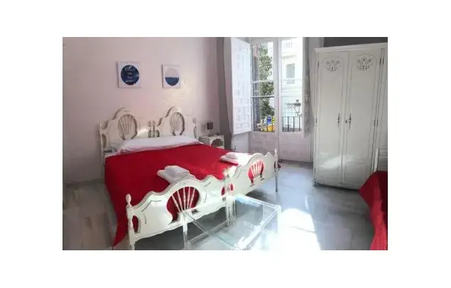 Alquiler Apartamento 3 Dormitorios 90m2 Málaga Centro