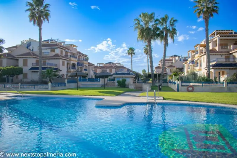 Casa en Venta Vera Playa 3 Dormitorios 2 Baños Primera Linea de Mar