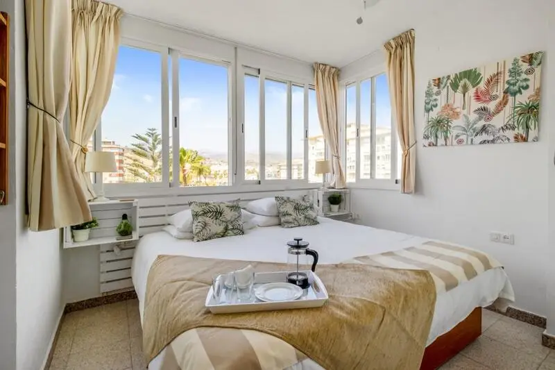 Apartamento con Vistas al Mar en Torrox Costa