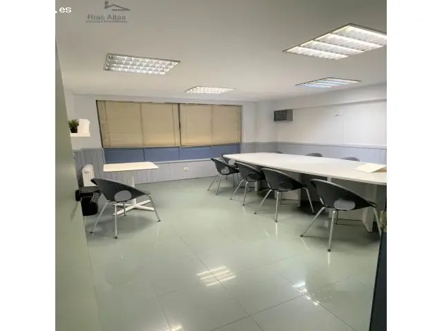 Local Comercial 130m² 2 Plantas Oficina Escuela Formacion Centro Ciudad