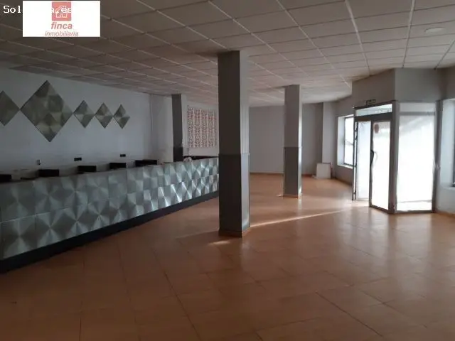 Alquiler Local Montijo: Bar Cafeteria Adaptado 133m2