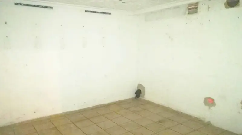Piso en venta en Villena con terraza para reformar