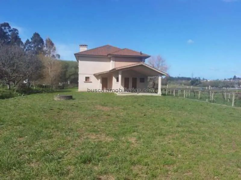 Chalet en venta Gondomar 5 habitaciones 265m2