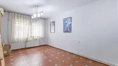 Casa adosada en Armilla 4 dormitorios 2 baños reformada