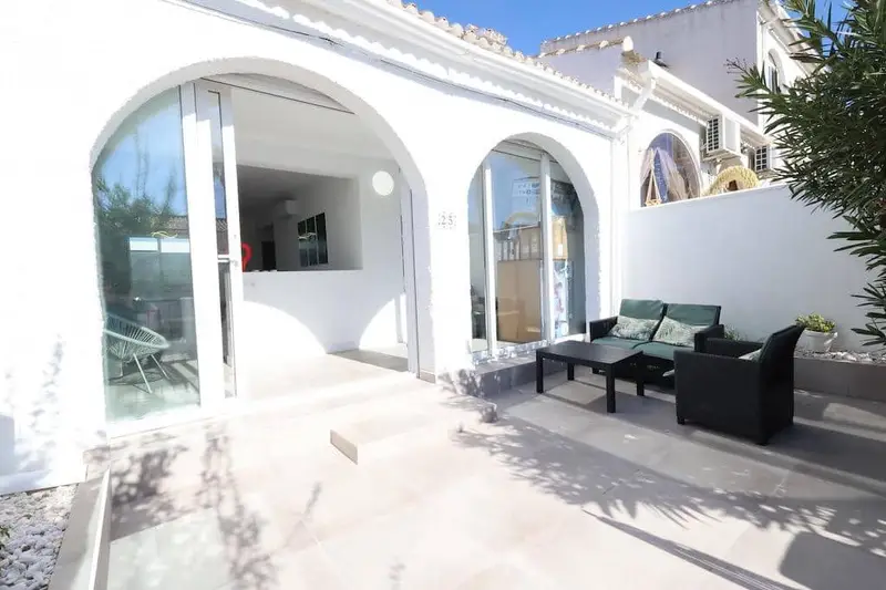 Bungalow en Benijofar Alicante con Jacuzzi y Solarium