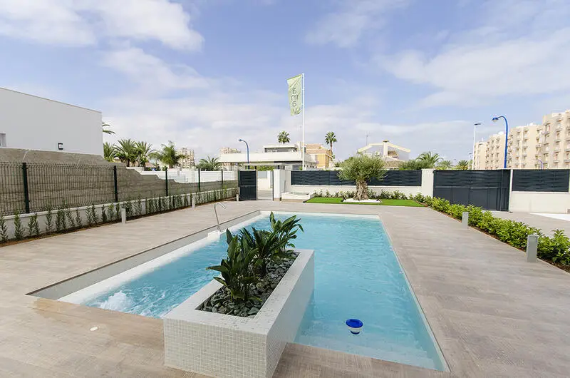 Villas de Lujo en Playa Honda Mar Menor