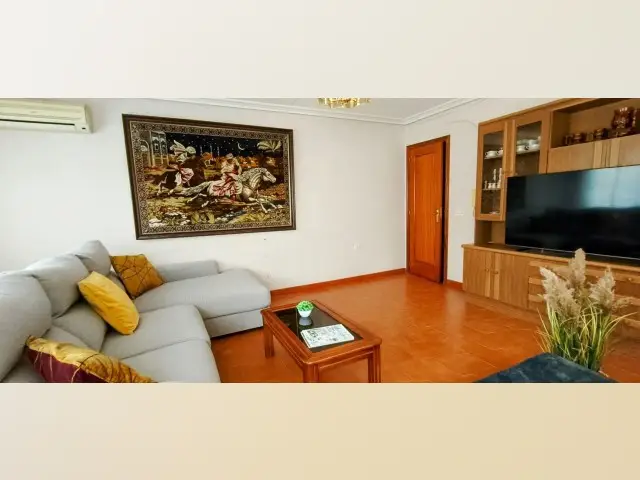 Apartamento 4 Dormitorios La Romana Alicante