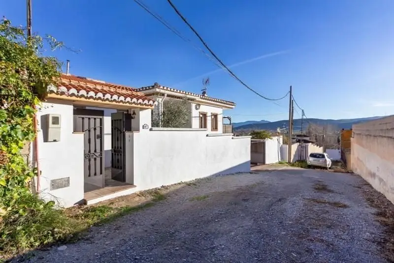 Chalet con Piscina en Padul - Dos Viviendas
