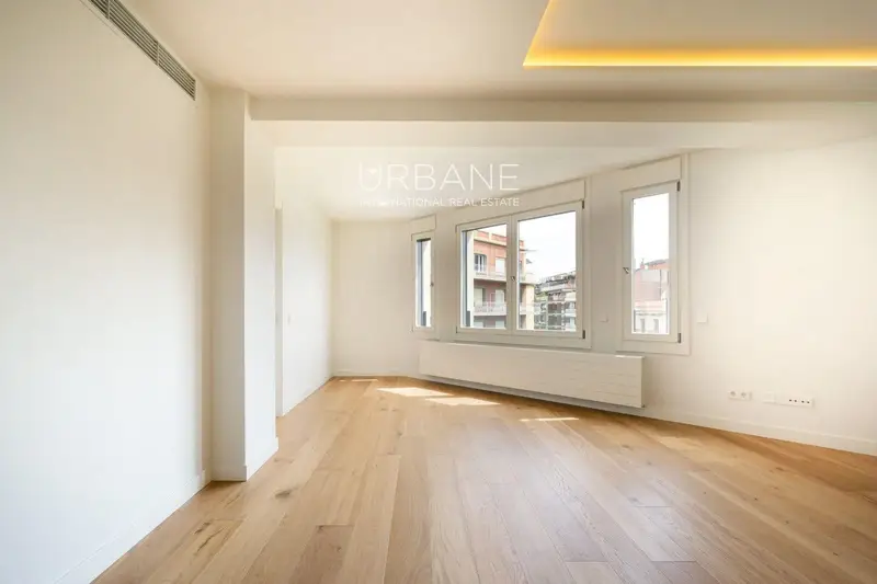 Piso en venta Eixample Barcelona 2 habitaciones 2 baños 82m2