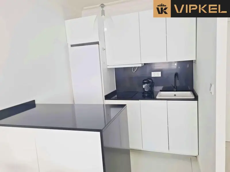 Apartamento en Monte Alto A Coruna Cerca de Plaza de Espa	
	
	
a