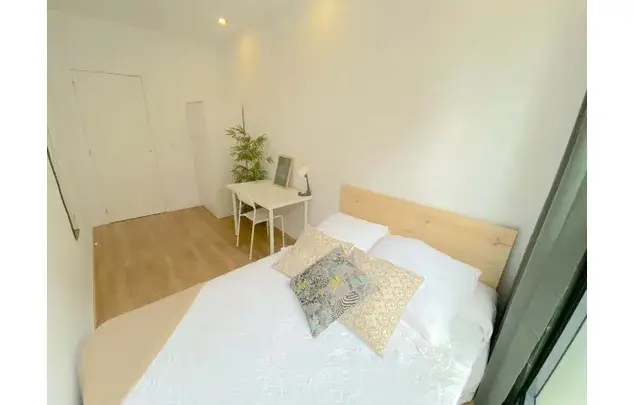 Habitacion 100m2 Sevilla Alquiler Larga Temporada