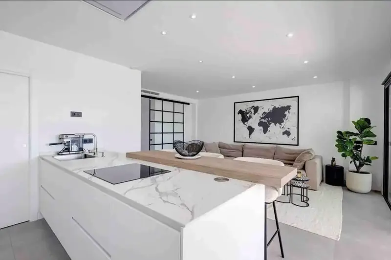 Apartamento de Lujo en Primera Linea de Playa Estepona