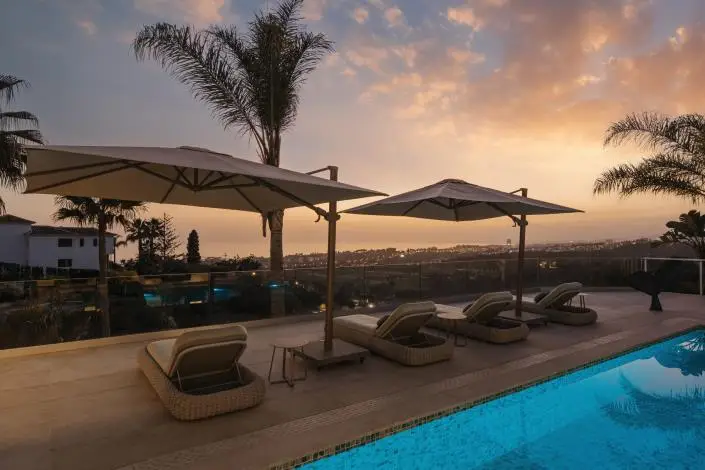 Villa de Lujo 4 Dormitorios en El Rosario Marbella