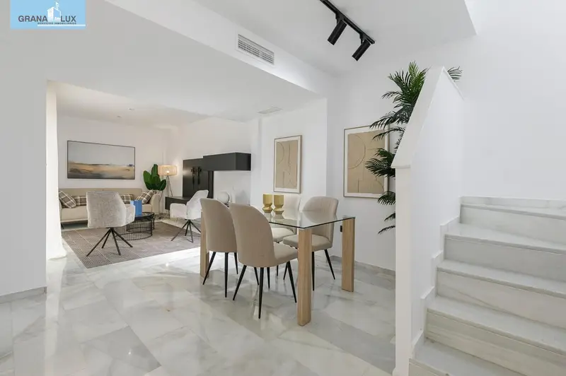 Venta Ático de 3 habitaciones en Constitucion, Granada - Ref: 13427