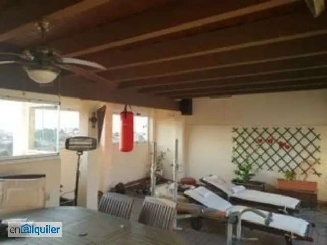 Alquiler Ático 3 Dormitorios Málaga Este Piscina Terraza Jacuzzi