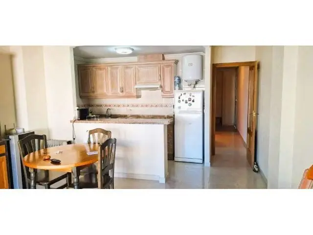 Apartamento en Arenales del Sol con Vistas Despejadas