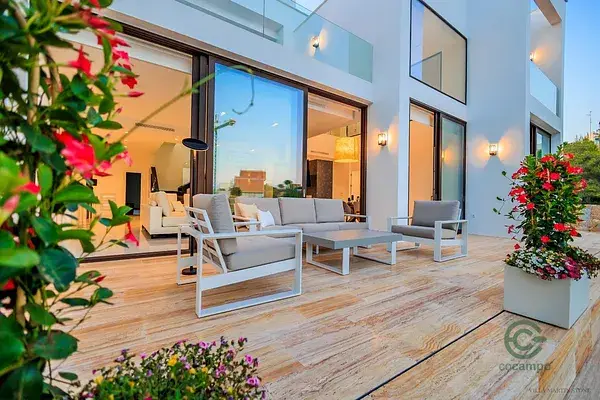 Villa de Lujo en Orihuela con Piscina Privada