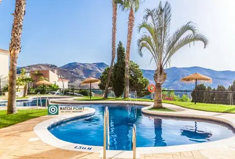 Casa-Villa de 2 Dormitorios en venta Almuñécar, España