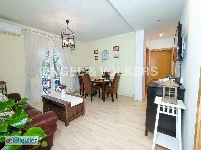 Alquiler Piso 4 Dormitorios 2 Baños Eixample Sagrada Familia