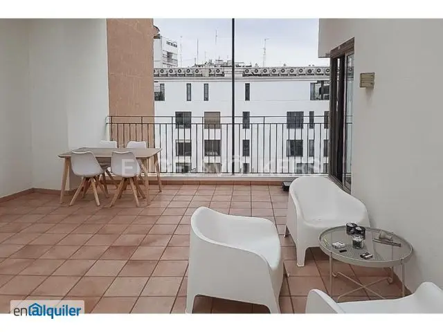 Alquiler piso piscina y ascensor Extramurs