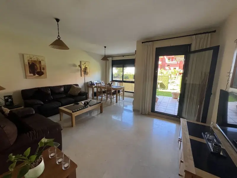 Apartamento en Costalita Estepona con Jardin Privado