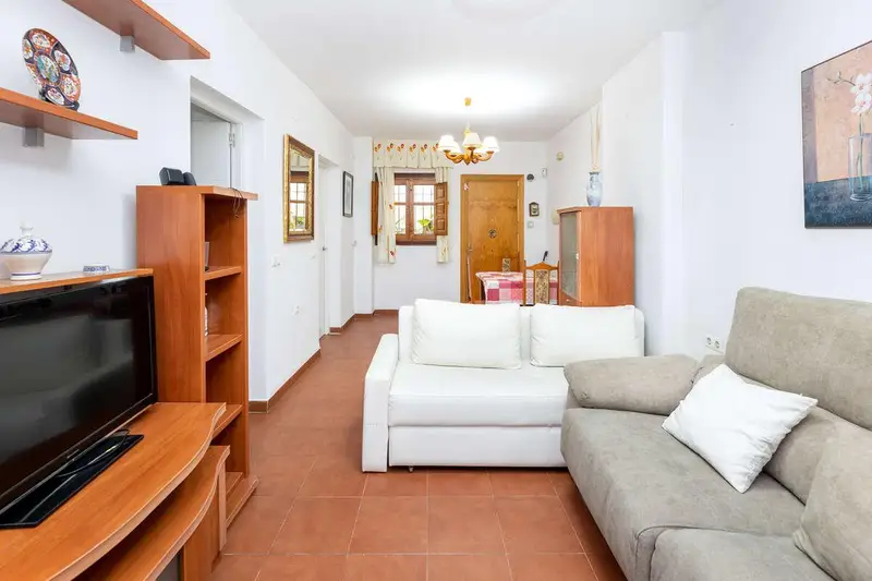 Venta Casa de 3 habitaciones en Reyes Catolicos, Granada - Ref: D5092