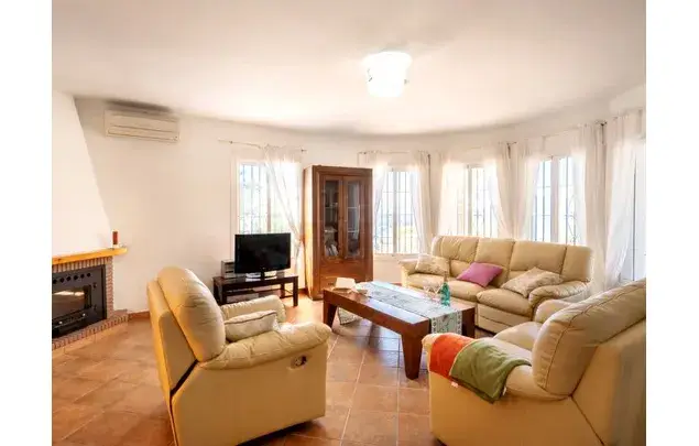Casa Rural 3 Dormitorios 960m2 Cómpeta Piscina Privada