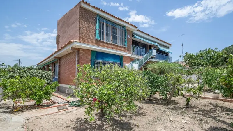 Chalet Independiente 2 Plantas 1200m2 Ciudad Jardin Alicante