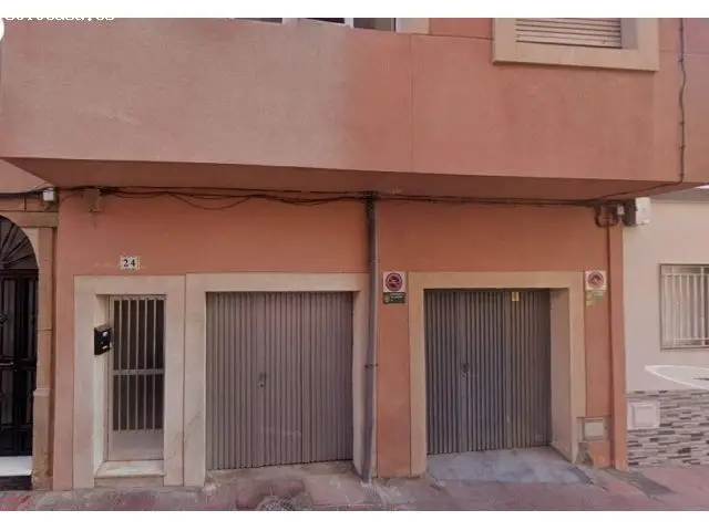 Local Comercial en Venta en Almería