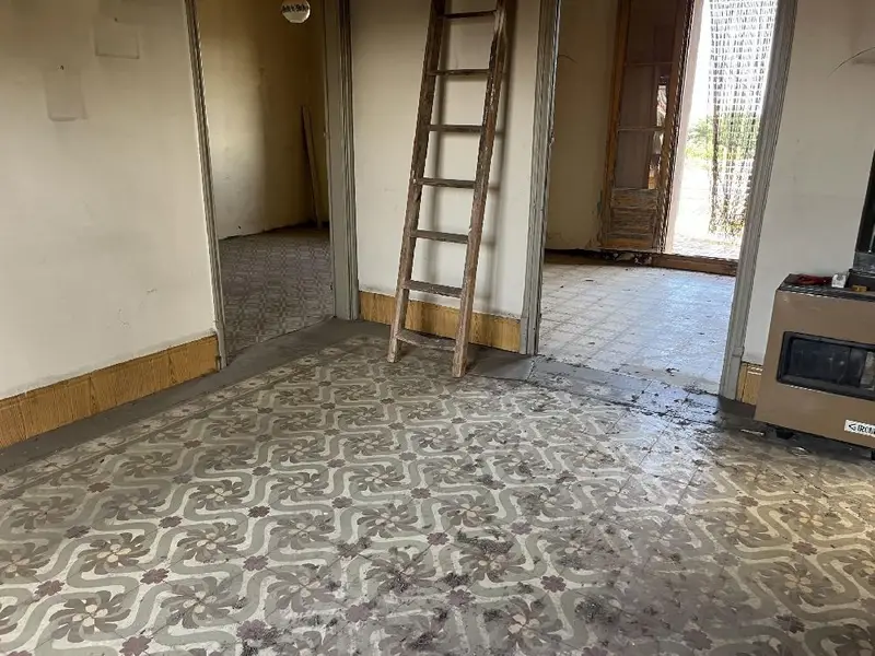 Casa con Terrenos en Vilamacolum cerca de Figueres y Roses